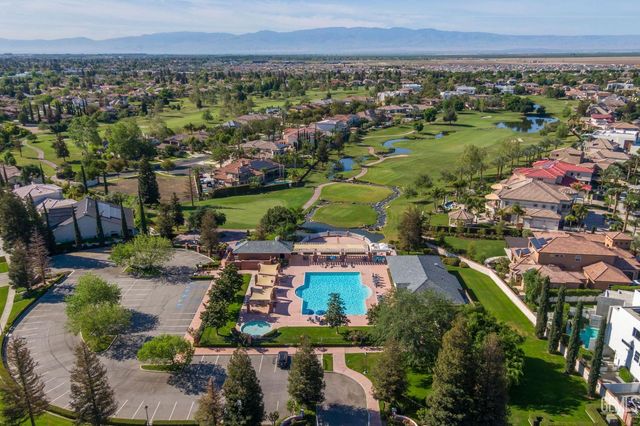 2502 Edingal Drive, Bakersfield, CA 93311