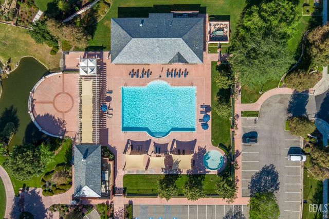 2502 Edingal Drive, Bakersfield, CA 93311