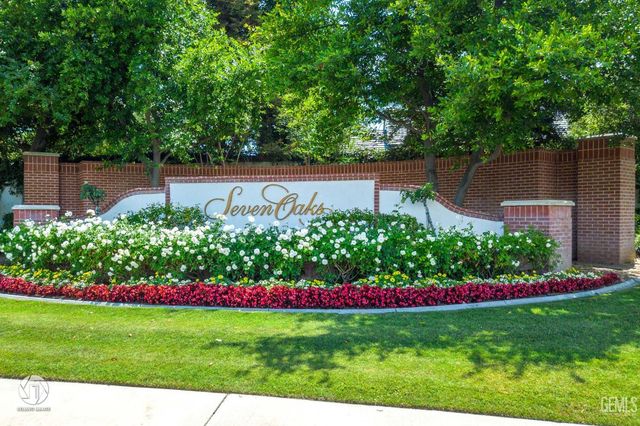 2502 Edingal Drive, Bakersfield, CA 93311