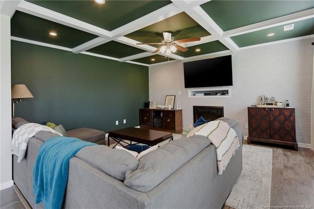 317 Morning Glory Drive, Raeford, NC 28376