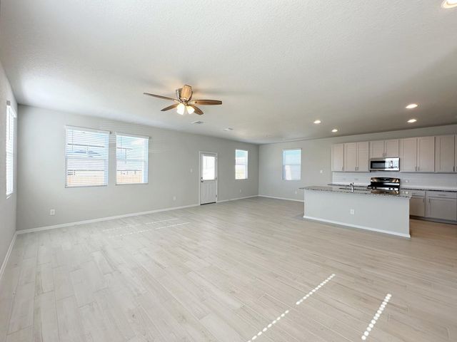 163 Haywood MNR, Maxwell, TX 78656