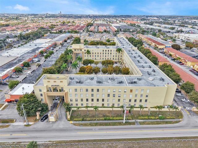 7400 W 20th Ave 402, Hialeah, FL 33016