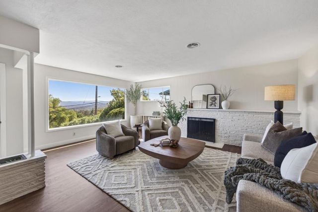 15900 Alum Rock Avenue, San Jose, CA 95127