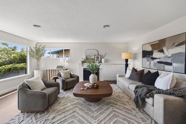 15900 Alum Rock Avenue, San Jose, CA 95127