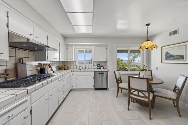 15900 Alum Rock Avenue, San Jose, CA 95127