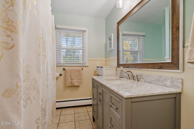 51 Mordella Road, Colonie, NY 12205