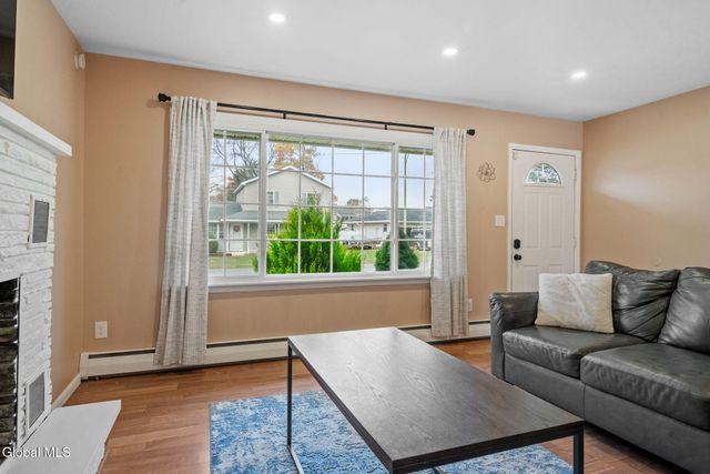 51 Mordella Road, Colonie, NY 12205