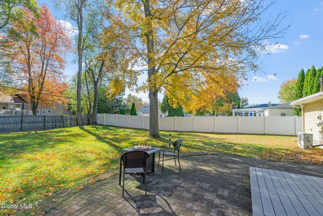 51 Mordella Road, Colonie, NY 12205