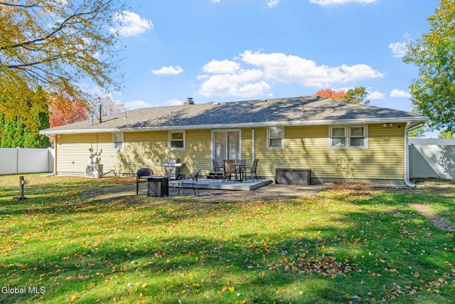 51 Mordella Road, Colonie, NY 12205