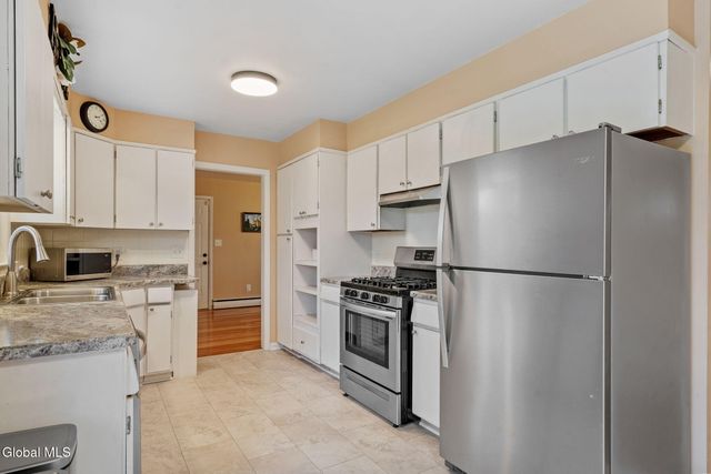 51 Mordella Road, Colonie, NY 12205