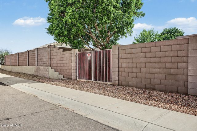 21831 N 33RD Drive, Phoenix, AZ 85027