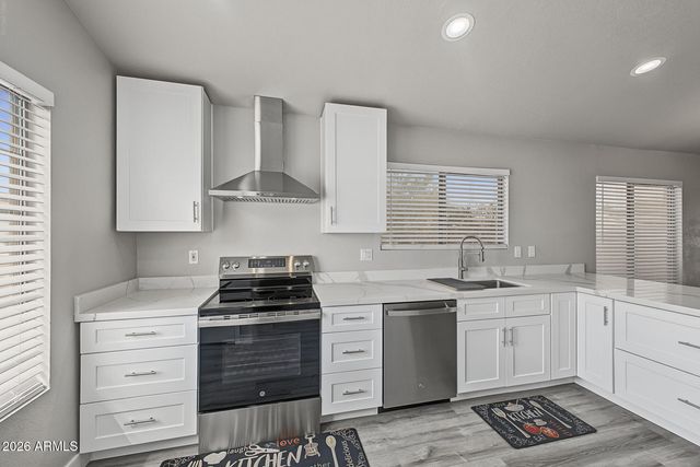 21831 N 33RD Drive, Phoenix, AZ 85027