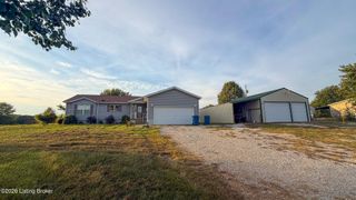 90 Meadow Vale Ct, Vine Grove, KY 40175