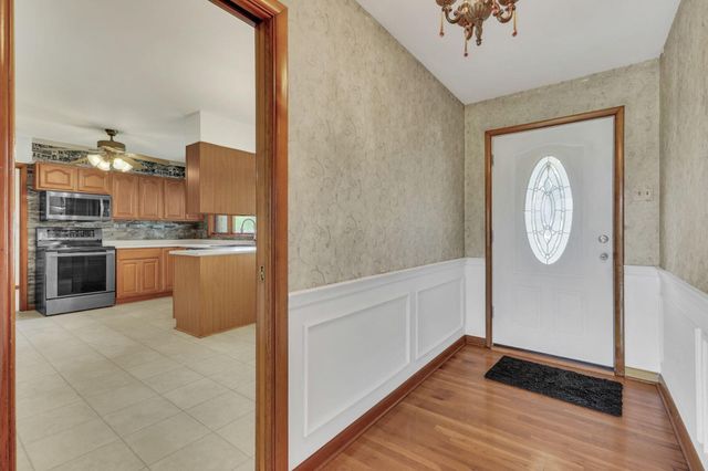 226 Hansberger Avenue, Baltimore, OH 43105