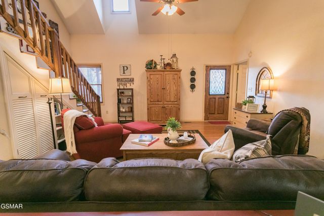 3748 Ginseng Way, Sevierville, TN 37862