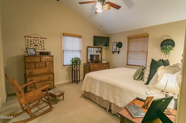 3748 Ginseng Way, Sevierville, TN 37862