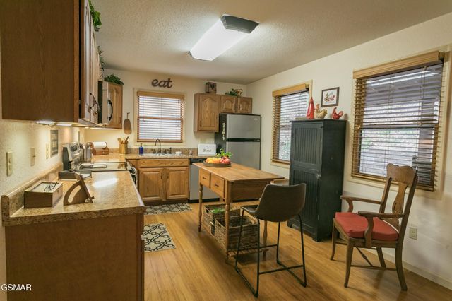 3748 Ginseng Way, Sevierville, TN 37862