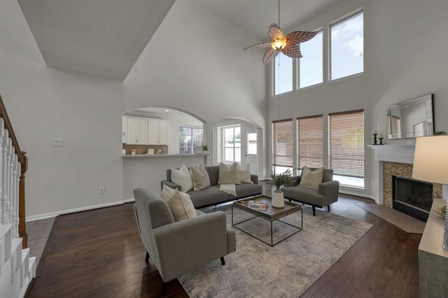 12803 Friar Village Drive, Tomball, TX 77377
