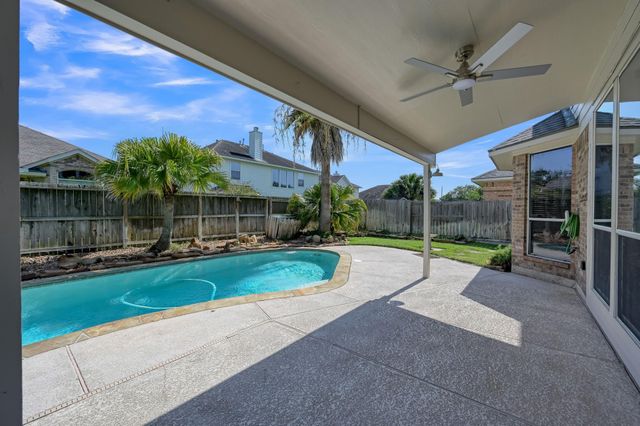 12803 Friar Village Drive, Tomball, TX 77377