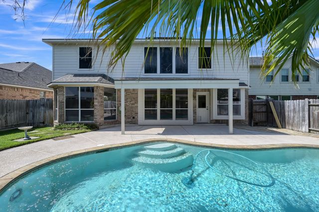 12803 Friar Village Drive, Tomball, TX 77377