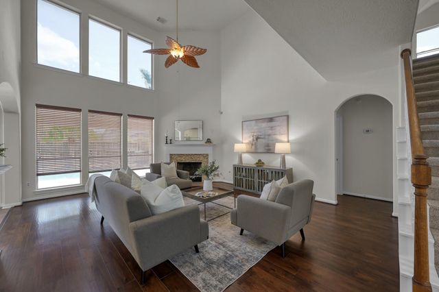 12803 Friar Village Drive, Tomball, TX 77377