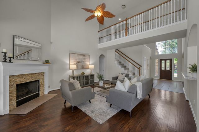 12803 Friar Village Drive, Tomball, TX 77377