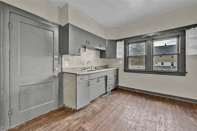 9612 Lamontier Avenue, Cleveland, OH 44104