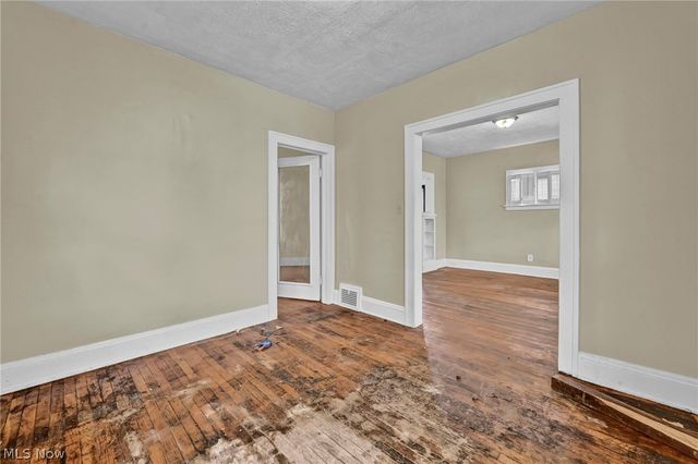 9612 Lamontier Avenue, Cleveland, OH 44104