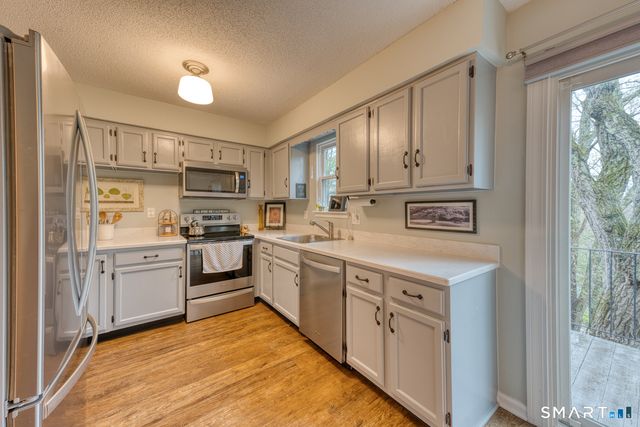 61 Hunter Court 61, Torrington, CT 06790