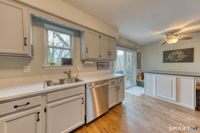 61 Hunter Court 61, Torrington, CT 06790