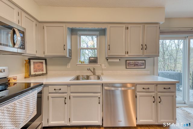 61 Hunter Court 61, Torrington, CT 06790