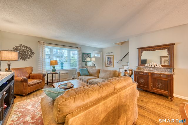 61 Hunter Court 61, Torrington, CT 06790