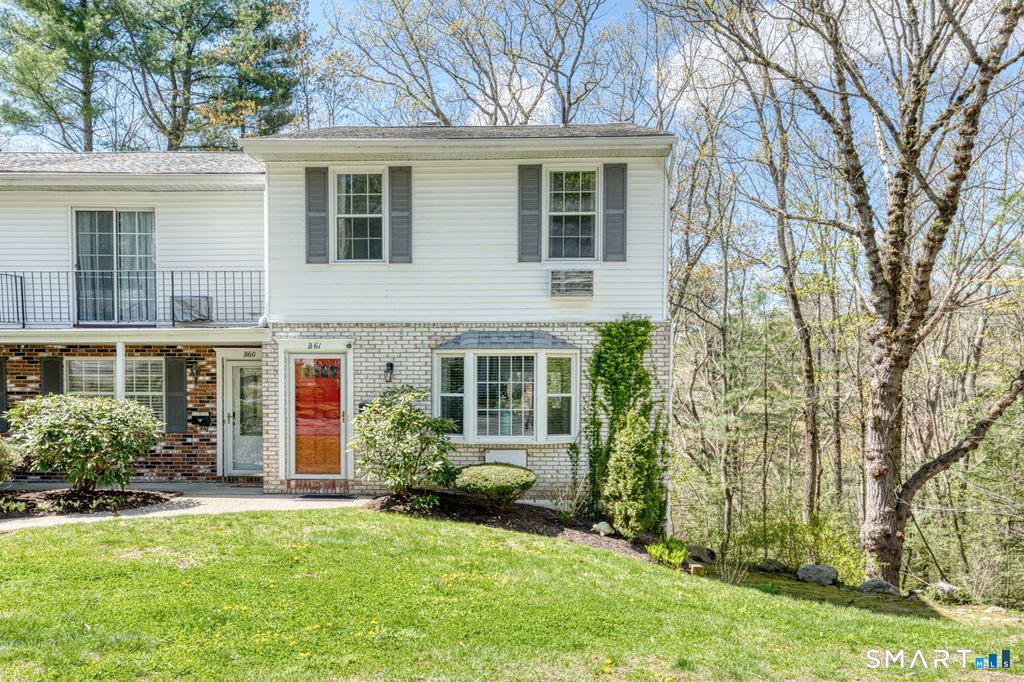 61 Hunter Court 61, Torrington, CT 06790