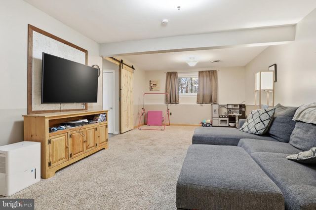 534 HEFFNER RD, Red Lion, PA 17356