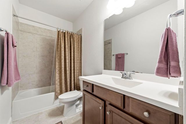 3211 Parker Drive, Pearland, TX 77584