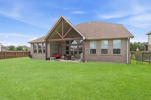 3211 Parker Drive, Pearland, TX 77584