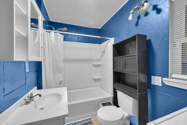 623 Sesson Street, West Plains, MO 65775