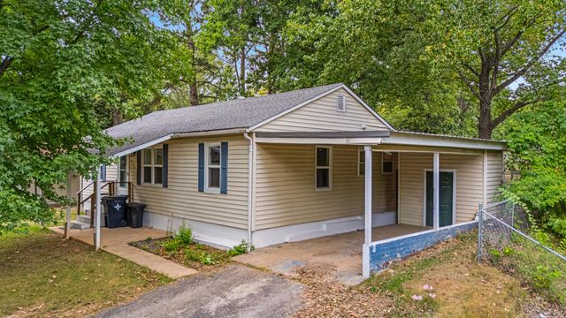 623 Sesson Street, West Plains, MO 65775