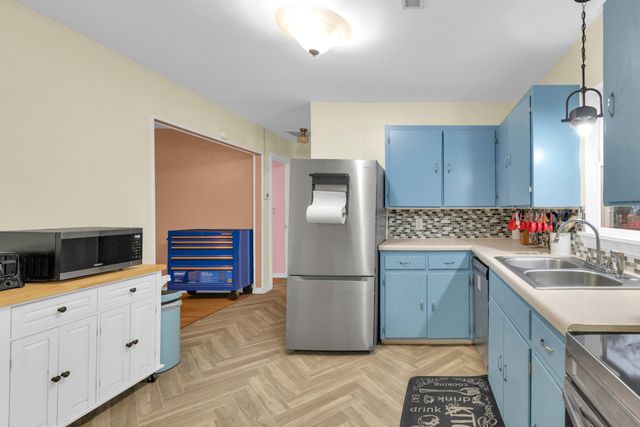 623 Sesson Street, West Plains, MO 65775