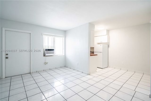 260 Navarre Ave 11, Coral Gables, FL 33134