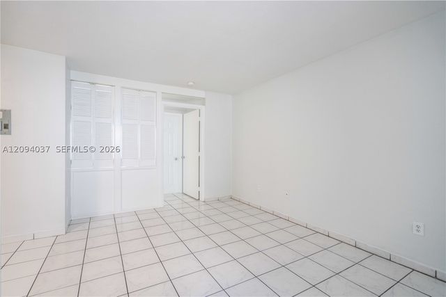 260 Navarre Ave 11, Coral Gables, FL 33134