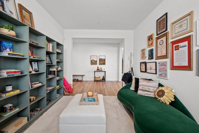 6254 W Holland Avenue, Fresno, CA 93723