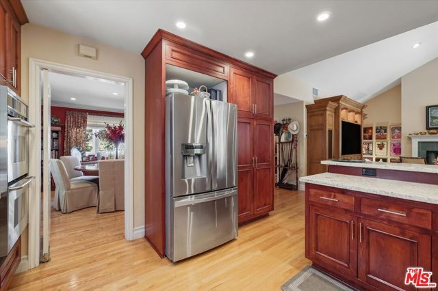 11122 Valley Spring Lane, Studio City (los Angeles), CA 91602