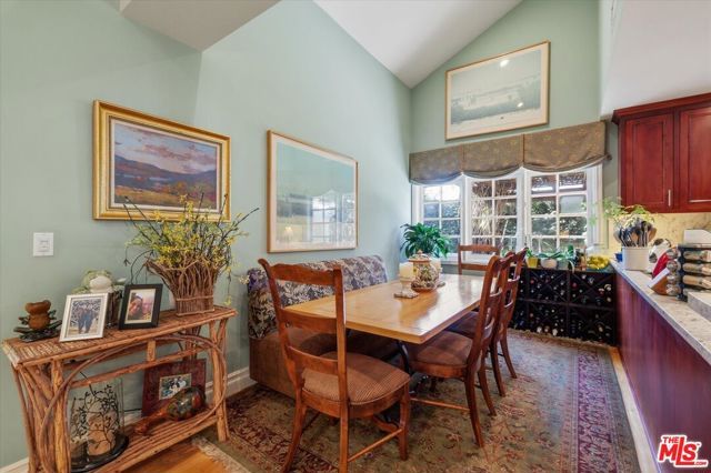 11122 Valley Spring Lane, Studio City (los Angeles), CA 91602