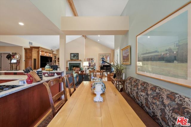 11122 Valley Spring Lane, Studio City (los Angeles), CA 91602