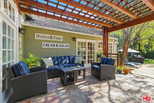 11122 Valley Spring Lane, Studio City (los Angeles), CA 91602