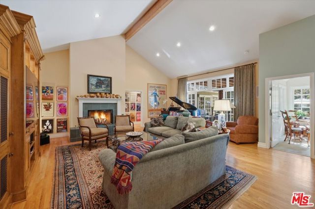 11122 Valley Spring Lane, Studio City (los Angeles), CA 91602