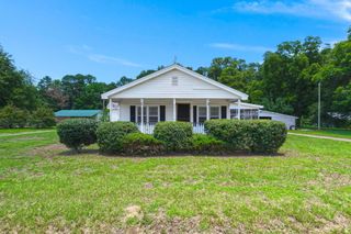 352 Deep Woods Road, Saint George, SC 29477