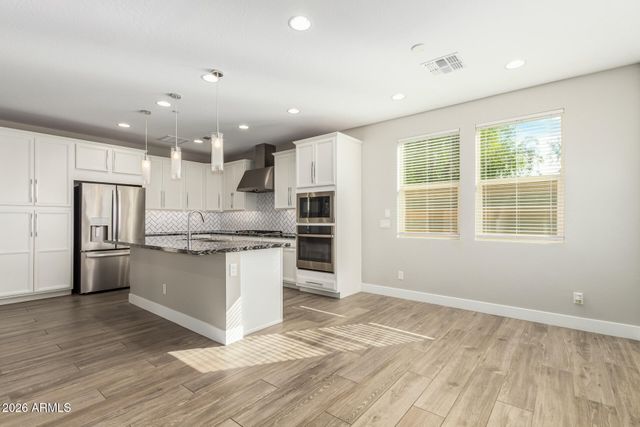 1873 S FOLLETT Way, Gilbert, AZ 85295