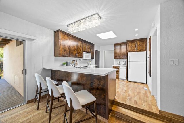 427 Topaz Street, Redwood City, CA 94062